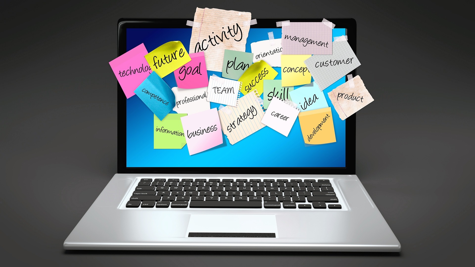 CURSOS AGENCIA EMPLEO 2019 Ordenador con notas en la pantalla