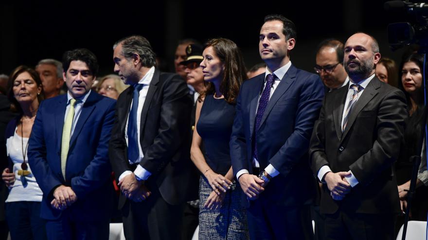 Ayuso agradece a los Cuerpos y Fuerzas de Seguridad su labor para salvaguardar la seguridad y la libertad de los ciudadanos Díaz Ayuso en el Día de la Policía con motivo de la festividad de los Santos Ángeles Custodios
