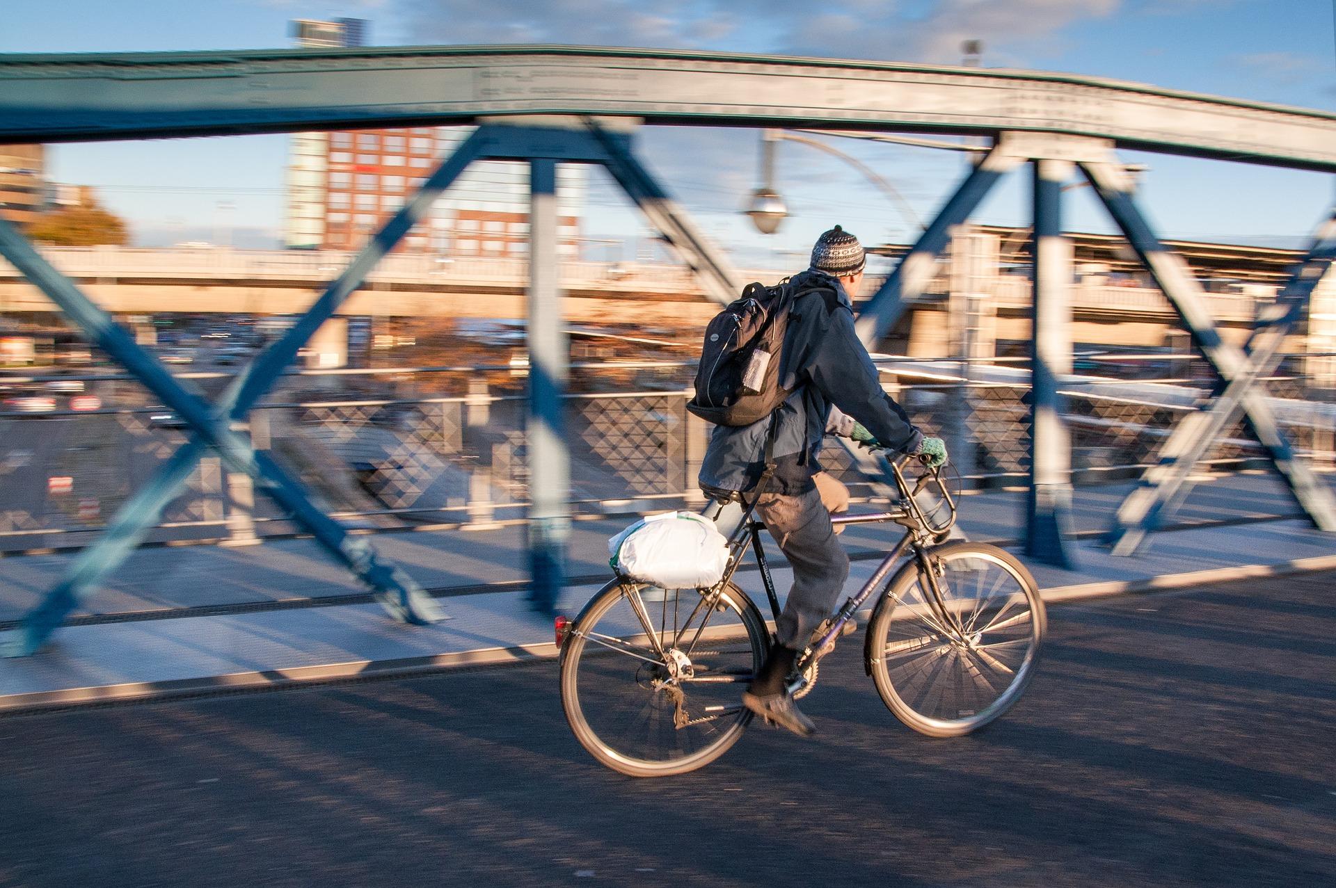 Investigación participativa Joven en bici por la ciudad