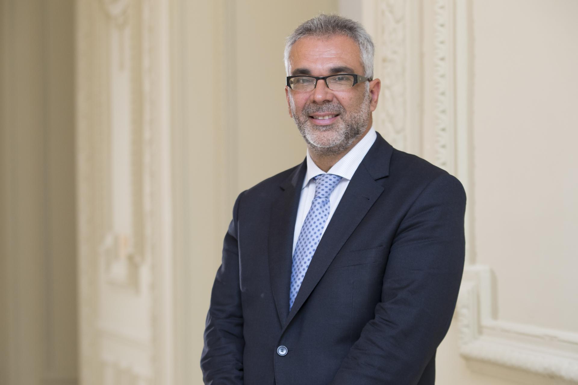 Carlos Izquierdo Torres Carlos Izquierdo Torres