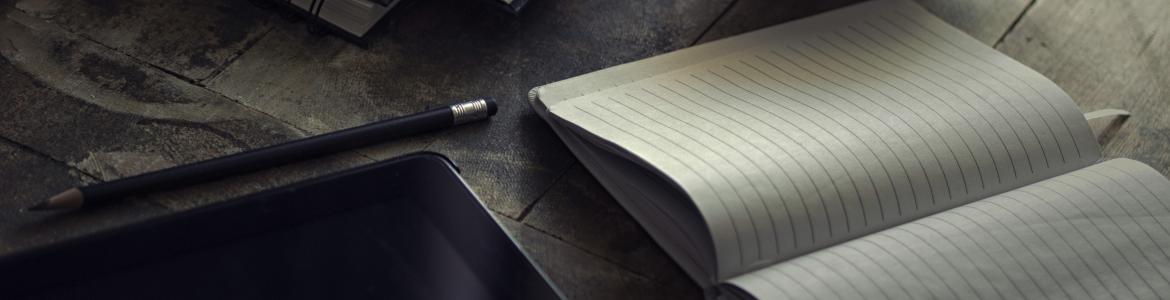 Blog #CIAU_ORIENTA Libro y tablet