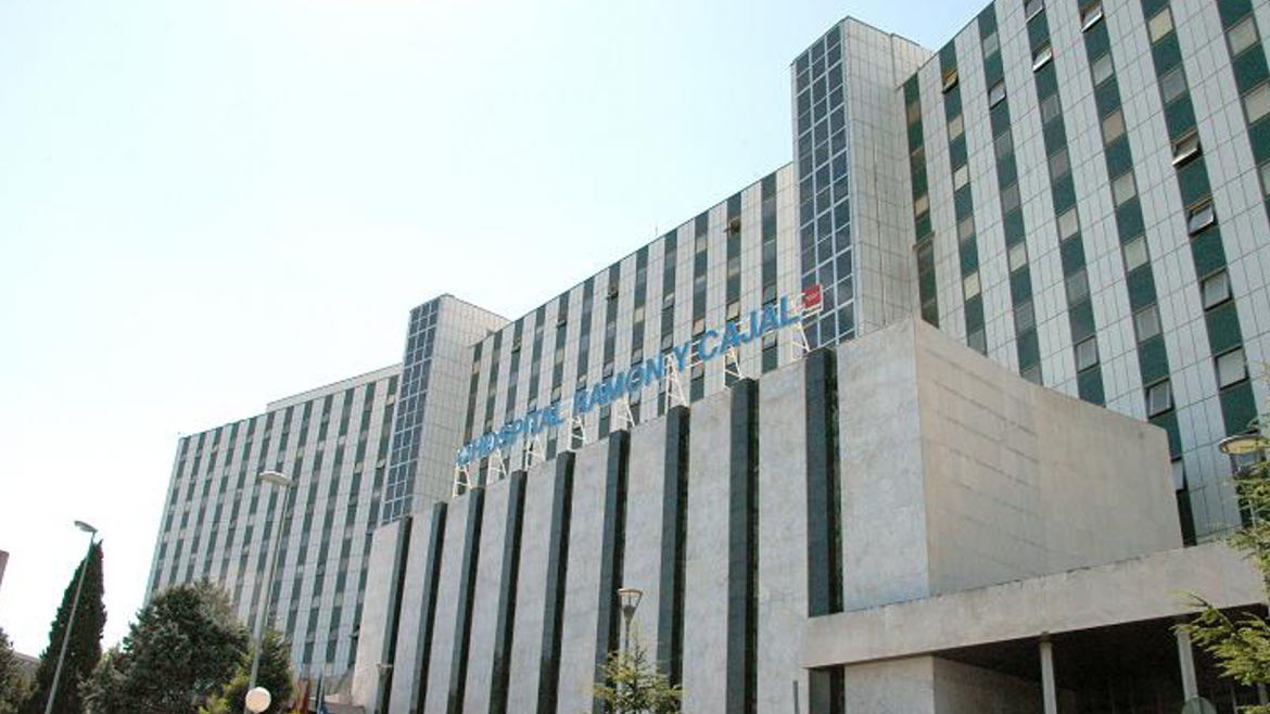 Imagen de fachada del Hospital Universitario Ramón y Cajal