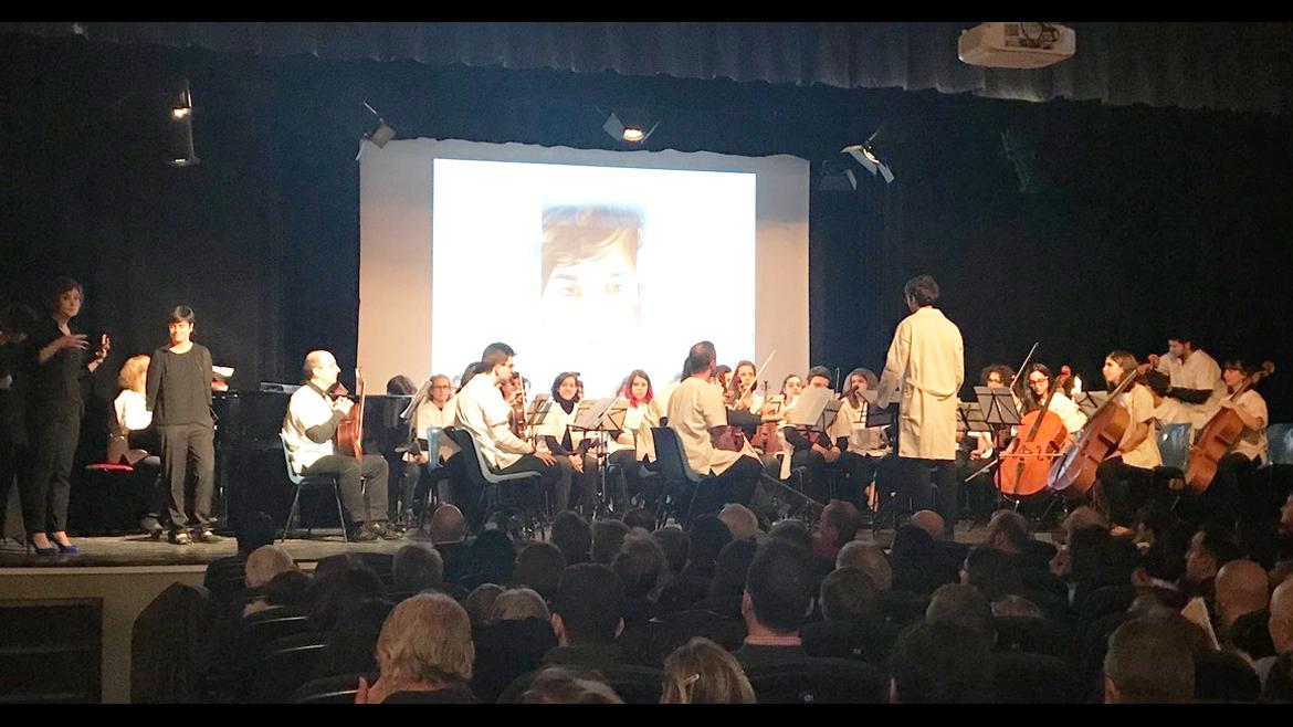 Orquesta y Coro de Cabecera de Atención Primaria Instantánea de la actuación de Orquesta y Coro de Cabecera de Atención Primaria