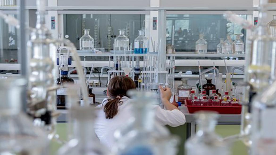Investigadora en Laboratorio