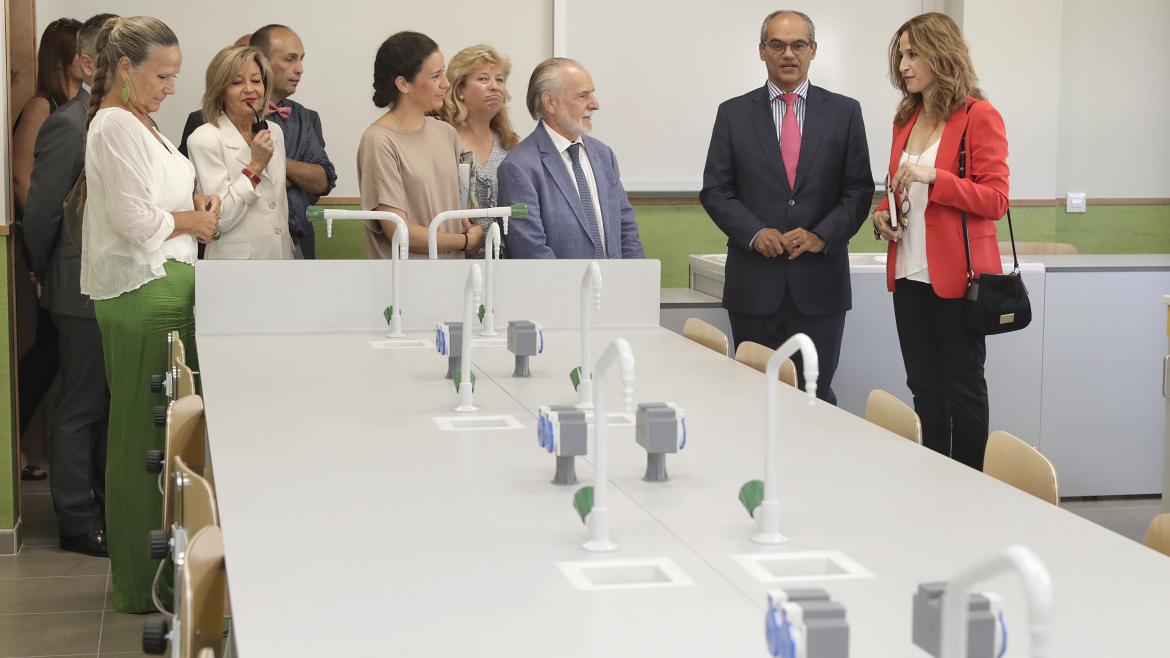 La Comunidad de Madrid ha creado 28.725 nuevas plazas escolares en centros públicos esta legislatura La Comunidad de Madrid ha creado 28.725 nuevas plazas escolares en centros públicos esta legislatura