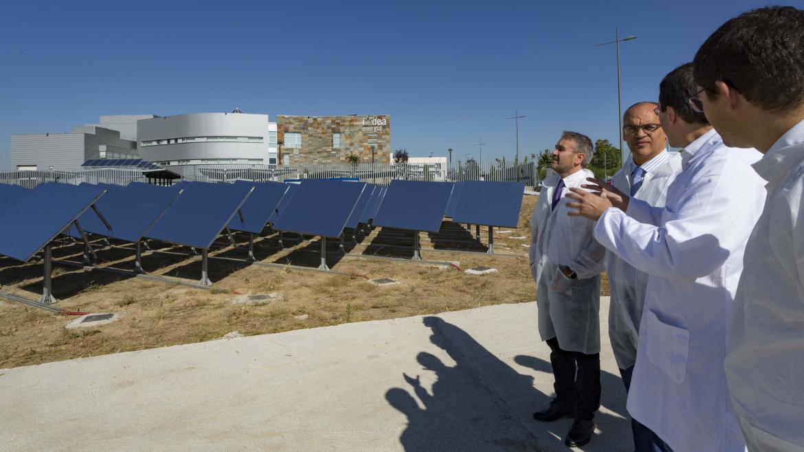 El consejero de Educación e Investigación ha visitado hoy el Instituto Madrileño de Estudios Avanzados IMDEA Energía El consejero de Educación e Investigación ha visitado hoy el Instituto Madrileño de Estudios Avanzados IMDEA Energía