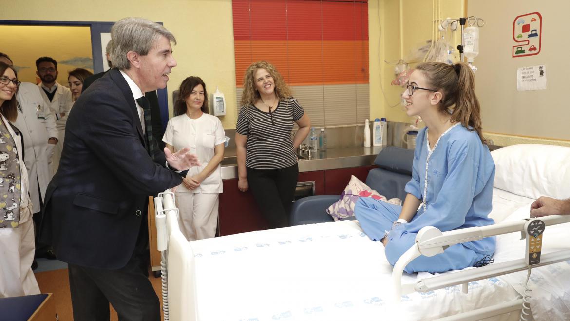 Ángel Garrido visita el Hospital Infantil Niño Jesús Ángel Garrido visita el Hospital Infantil Niño Jesús