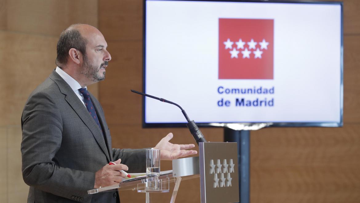 Pedro Rollán en rueda de prensa Pedro Rollán en rueda de prensa