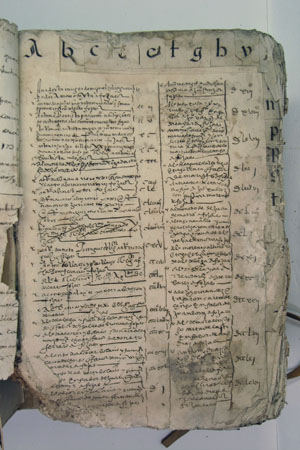 1 300