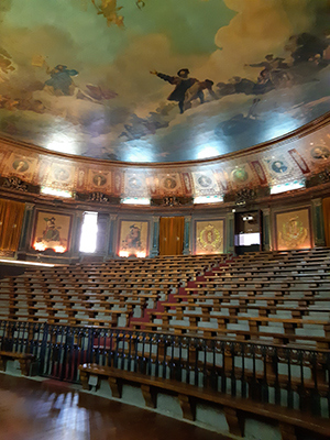 Aula magna 1 300