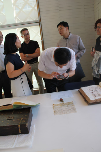 VISITA ARCHIVEROS CHINOS 032 350