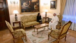Díaz Ayuso, recibida en audiencia privada por el Papa León XIV en la Nunciatura La presidenta Isabel Díaz Ayuso en audicencia privada junto al Papa León XIV