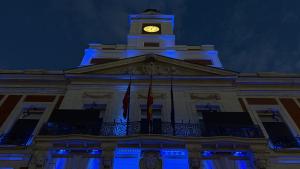 La Real Casa de Correos iluminada de azul por el Día Nacional del Donante de Órganos, Tejidos y Células