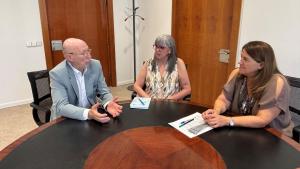 La viceconsejera Cortés junto con el Clúster de Innovación Tecnológica y Talento en Tecnologías del Espacio