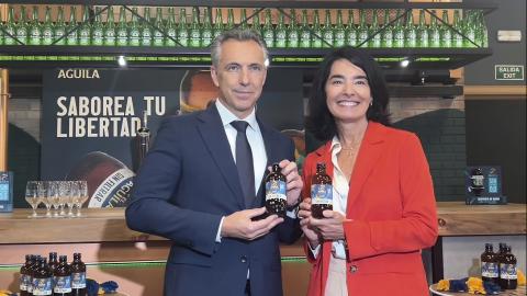 El consejero Carlos Novillo durante la presentación de la colaboración que, por el 175º aniversario de Canal de Isabel II, ha acordado con Heineken
