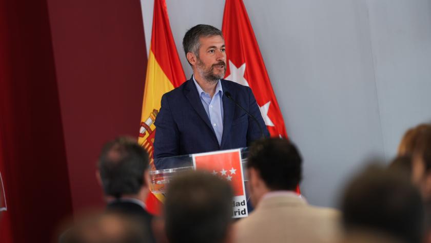 El consejero García Martín en la mesa redonda Memoria, Testimonio y Literatura