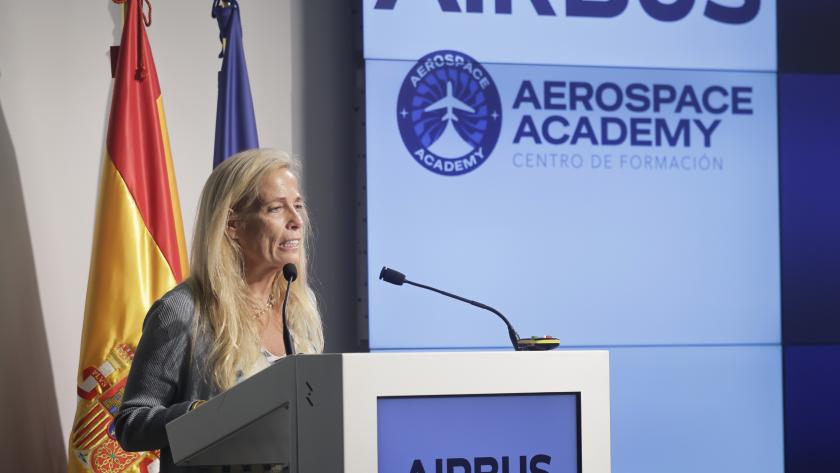 La Comunidad de Madrid concentra más del 50% del negocio aeronáutico en España con 5.100 millones de facturación La consejera Albert en la presentación de la Aerospace Academy de Airbus