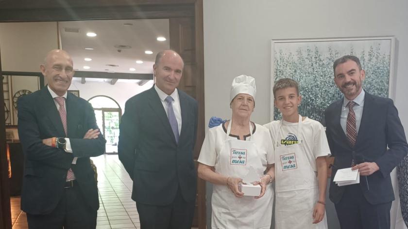 premio mejor comunicación candelas y marcos 