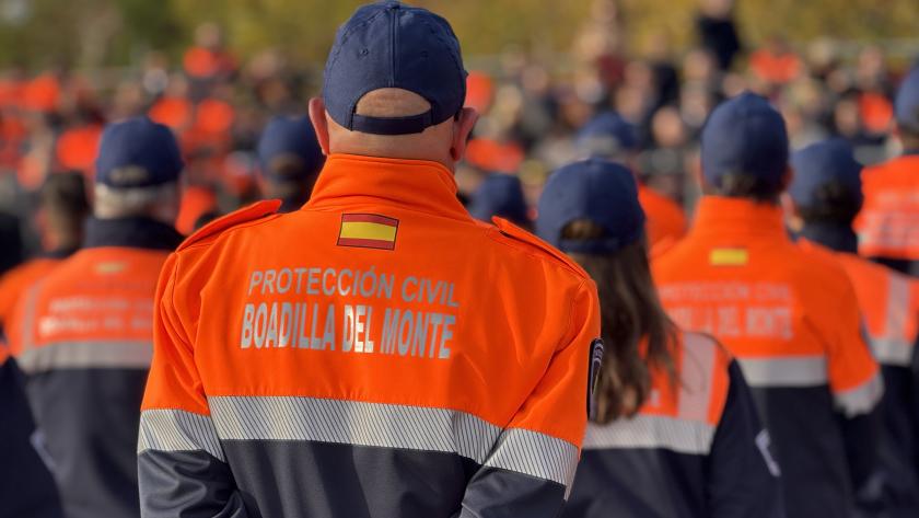 Voluntarios de Protección Civil en el IFISE
