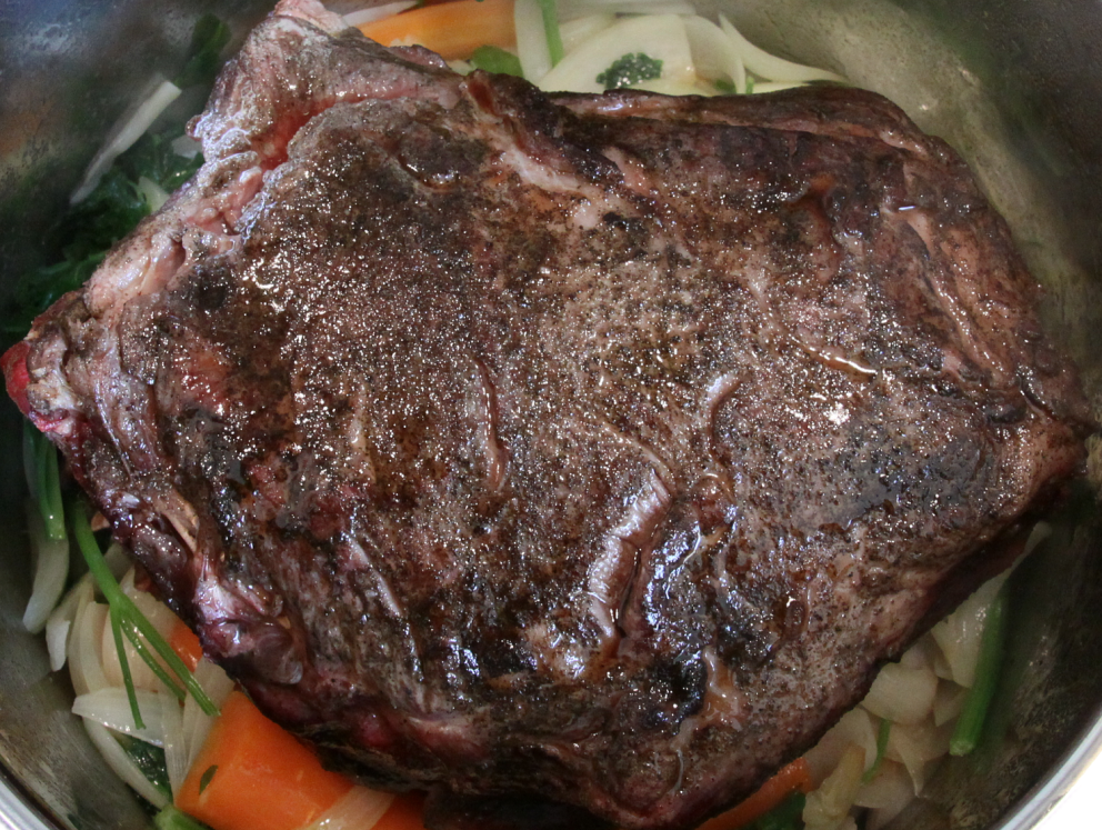Carne de jabalí cocinada