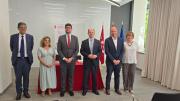 Firma convenio Comunidad de Madrid y Supercuidadores
