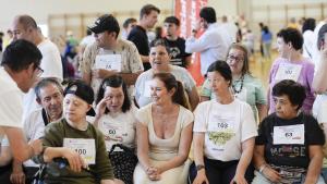 La Comunidad de Madrid organiza 62 jornadas de deporte inclusivo para personas con discapacidad de la Agencia Madrileña de Atención Social La consejera Dávila en el Centro Deportivo Municipal Moratalaz