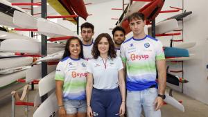 Díaz Ayuso visita el Centro Especializado de Tecnificación Deportiva La Piragüera La presidenta Isabel Díaz Ayuso durante su visita por el 50º aniversario del Club Escuela de Piragüismo Aranjuez