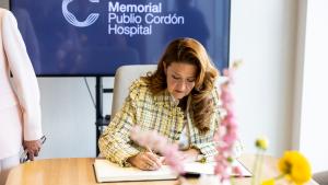 La consejera Matute en la inauguración del Hospital Memorial Publio Cordón
