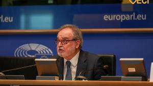 Intervención doctor Colomer del Hospital de La Princesa en el Parlamento Europeo