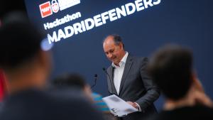 El consejero López-Valverde en el hackathon Hack Royale