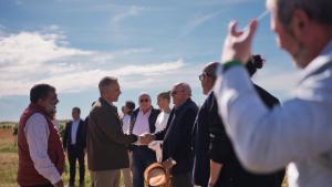 Novillo informa del balance del primer aniversario del Plan de Dinamización del Sector Primario El consejero Carlos Novillo informa del balance del Plan para mejorar la competitividad de las explotaciones agrícolas y ganaderas