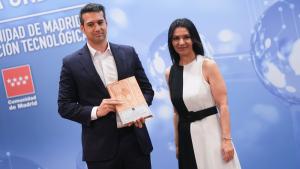 Zarzalejo entrega los VIII premios Fermina Orduña La consejera Mercedes Zarzalejo durante la entrega de los premios que reconocen la innovación de personas que han desarrollado nuevas tecnologías para el tejido productivo y empresarial