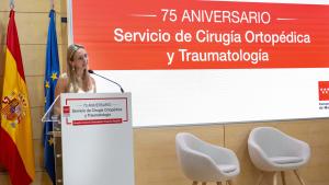 La viceconsejera Laura Gutiérrez en el acto de celebración del 75º aniversario del Servicio de Cirugía Ortopédica y Traumatología del Hospital público Gregorio Marañón