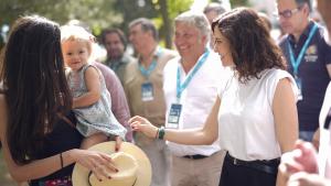 La presidenta Isabel Díaz Ayuso en la Liga de las Traineras