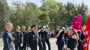 La Comunidad de Madrid alcanza casi los 11.000 agentes de Policía Local con la incorporación de 191 nuevos efectivos El consejero Novillo en la clausura y entrega de diplomas del LXII Curso Selectivo de Formación Básica