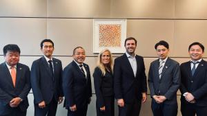 La consejera Albert en su visita a sedes centrales de NTT Data, Canon y Mitsubishi