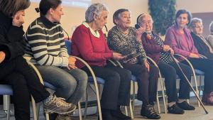 Mancomunidad del Embalse del Atazar grupo de mujeres en un acto