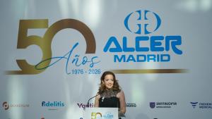 Las consejeras Fátima Matute y Ana Dávila durante el 50 aniversario de la Asociación para la Lucha Contra las Enfermedades Renales