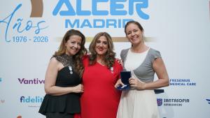 Las consejeras Fátima Matute y Ana Dávila durante el 50 aniversario de la Asociación para la Lucha Contra las Enfermedades Renales