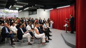 El consejero López-Valverde en la gala de los III Q5 Awards