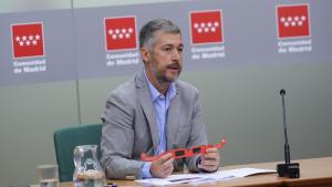 El consejero Miguel Ángel García Martín durante la presentación de la programación y el dispositivo especial por el eclipse solar total 