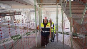 La Comunidad de Madrid creará 1.000 plazas escolares públicas en el barrio de El Cañaveral, en el distrito madrileño de Vicálvaro La consejera Zarzalejo en las obras del nuevo instituto público de El Cañaveral