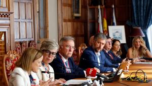 El consejero Miguel Ángel García Martín en un encuentro en el marco de los cursos de verano organizados por la Universidad Internacional Menéndez Pelayo