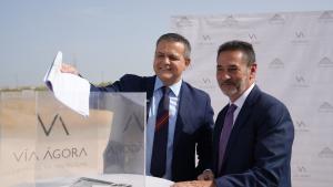 Rodrigo asiste al inicio de las obras del desarrollo urbanístico de Los Cerros El consejero Jorge Rodrigo en el inicio de las obras de uno de los principales proyectos residenciales de Europa