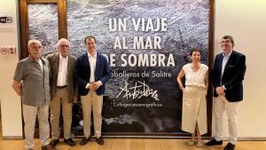 La Comunidad de Madrid explora el diálogo entre literatura y artes plásticas con una exposición dedicada a los hermanos Antón y Luis Mateo Díez Exposición Un viaje al Mar de Sombra. Caballeros de salitre