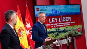 El consejero Carlos Novillo en rueda de prensa