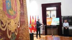 El consejero Miguel López-Valverde durante la presentación de una nueva infraestructura digital que reforzará la protección de datos de la Administración regional 