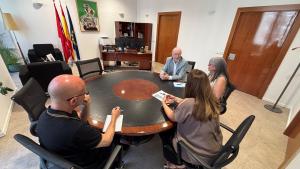 La viceconsejera Cortés junto con el Clúster de Innovación Tecnológica y Talento en Tecnologías del Espacio