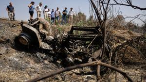 La presidenta Isabel Díaz Ayuso visitando una explotación agrícola afectada por los incendios de la Sierra Oeste