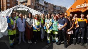 La consejera Fátima Matute durante su visita al dispositivo especial desplegado por el SUMMA 112 en San Sebastián de los Reyes